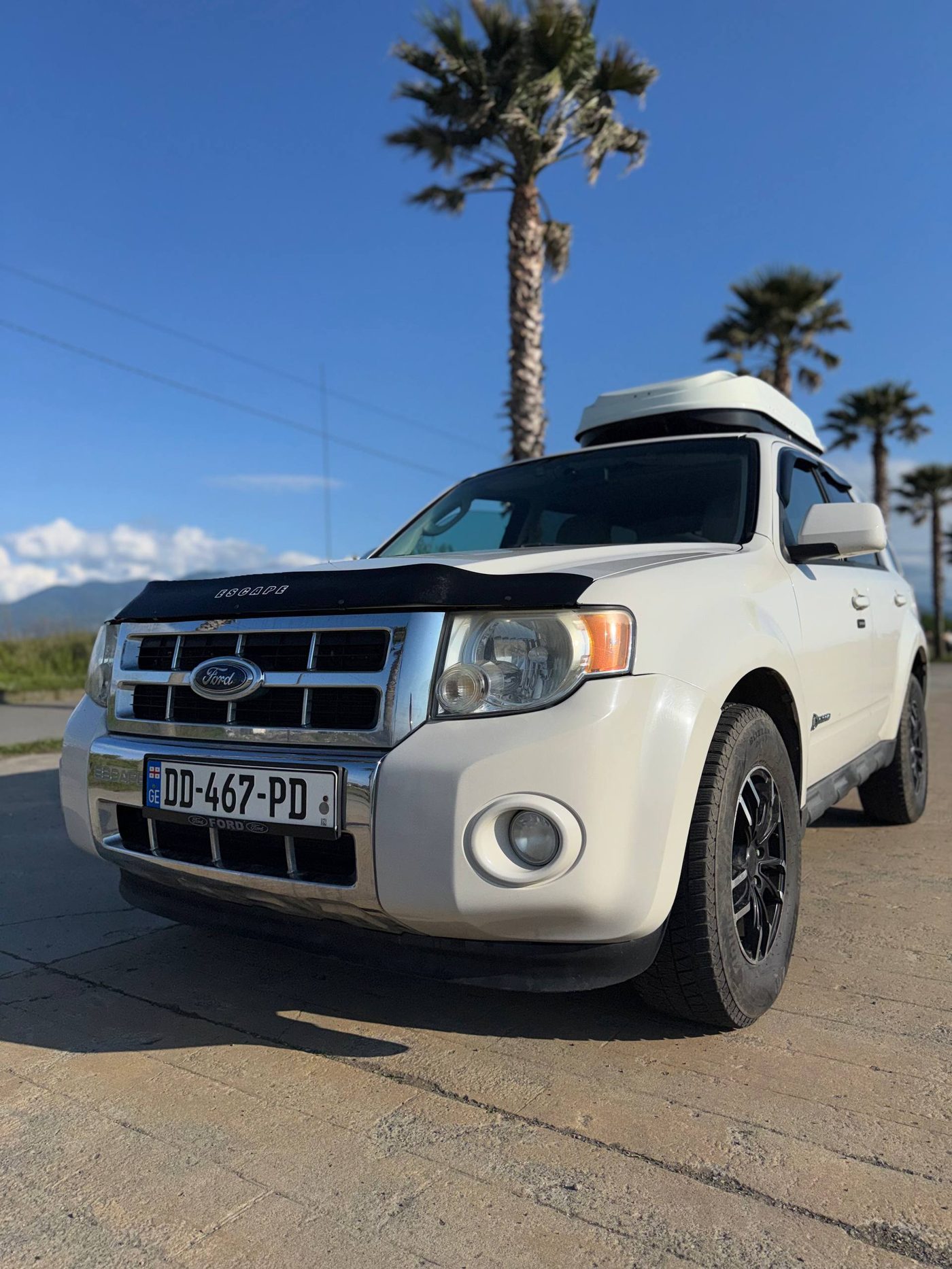 Mercedes-Benz rental car by the sea in Batumi, Georgia — Lucky Rental Car